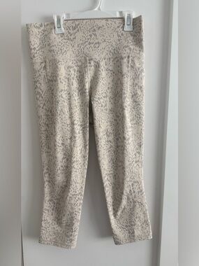 Athleta Capri Leggings